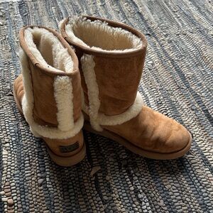 UGG Chestnut Sheepskin Boots